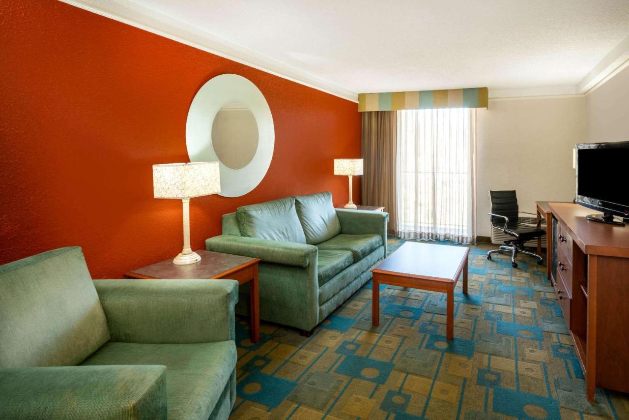 La Quinta By Wyndham Nashville Airport/Opryland Bagian luar foto
