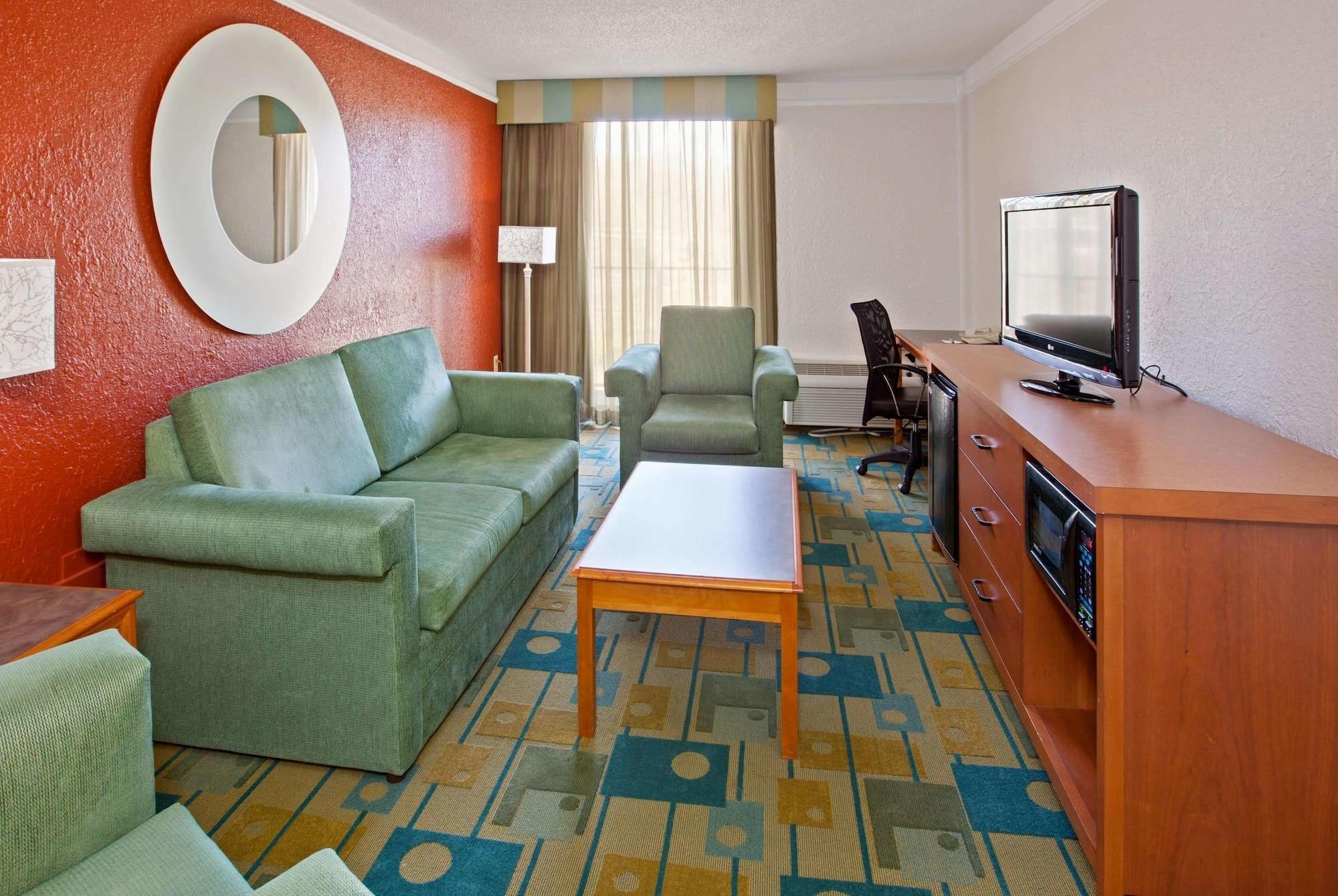 La Quinta By Wyndham Nashville Airport/Opryland Bagian luar foto